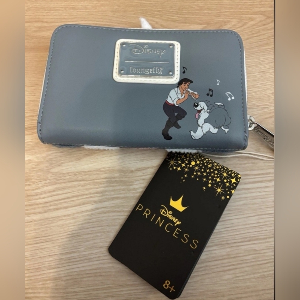 NWT Disney Loungefly Cute Little Mermaid Dog Face Wallet - Picture 2 of 2